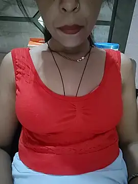 Snapshot of Paakhi-Singh chatting on 07/18/26, 06:06 Paakhi-Singh online show from 07/18/26, 06:06