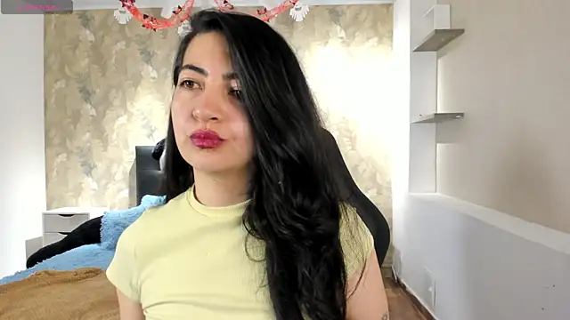 Snapshot of Saya_Amaretto1 chatting on 10/20/25, 08:09 Saya Amaretto1 online show from 10/20/25, 08:09