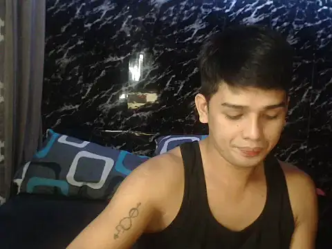 iampinoy19 online show from 07/26/26, 04:58
