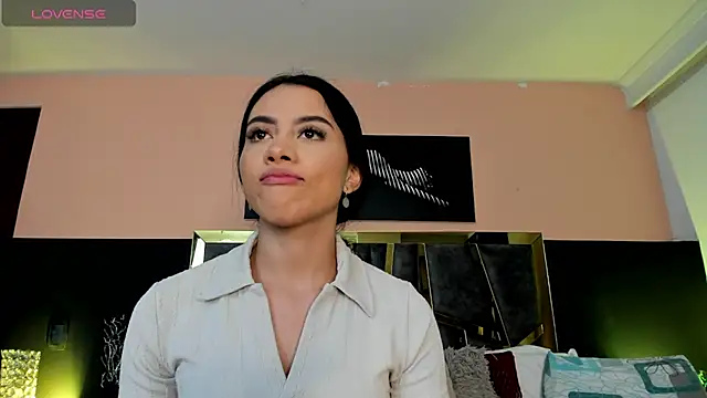 ScarletTorres online show from 01/11/26, 04:45