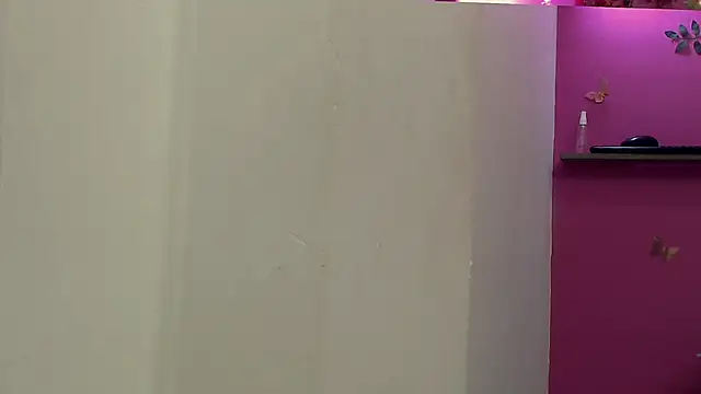 skinnybarbie022 online show from 11/30/25, 12:03