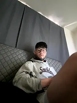 stalinhernandez online show from 10/31/25, 03:24