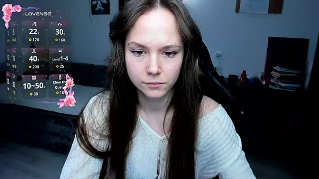 cute little ass online show from 04/19/26, 06:10