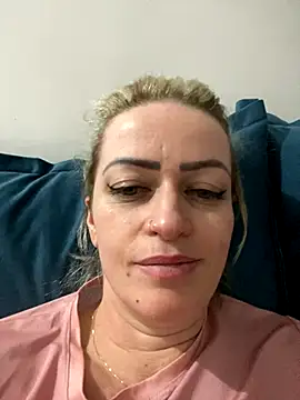 Snapshot of Alerquinasc chatting on 09/18/25, 01:18 Alerquinasc online show from 09/18/25, 01:18