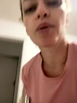 Snapshot of Alerquinasc chatting on 10/02/25, 07:37 Alerquinasc online show from 10/02/25, 07:37