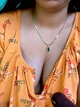 Snapshot of yoursexy_rumi chatting on 01/09/26, 07:22 yoursexy rumi online show from 01/09/26, 07:22