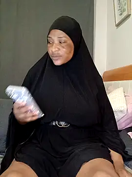 Sweetbxxx24 online show from 03/15/26, 10:49