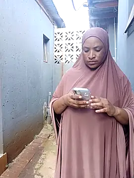 Sweetbxxx24 online show from 04/06/26, 11:00