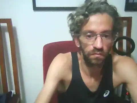 Snapshot of Siegfri3d__ chatting on 02/05/26, 04:17 Siegfri3d online show from 02/05/26, 04:17