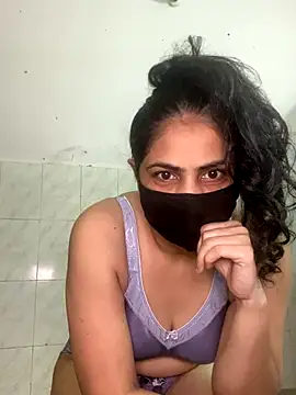 Snapshot of SashaPatel chatting on 09/14/25, 09:52 SashaPatel online show from 09/14/25, 09:52