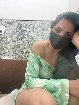 SashaPatel online show from 04/18/26, 02:43