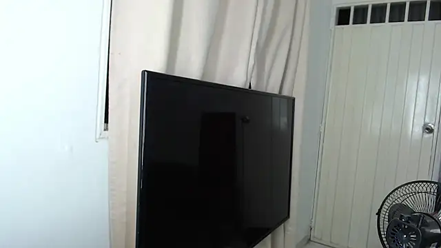 Alex mojica online show from 10/04/25, 05:49