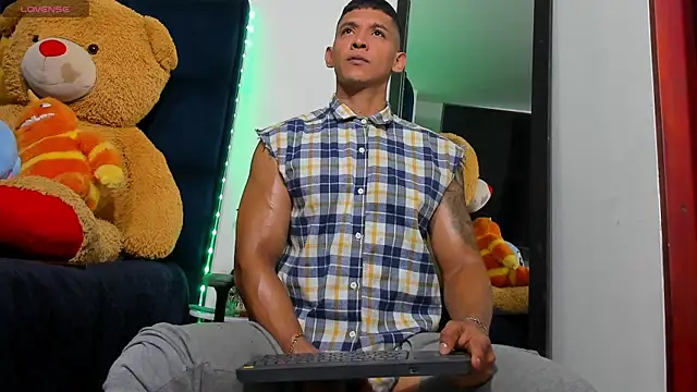 Evan Storn online show from 10/14/25, 12:17