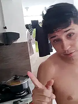 LordValdomero-00 online show from 11/24/25, 05:23