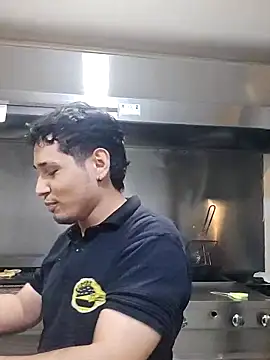 LordValdomero-00 online show from 12/02/25, 01:33