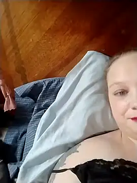 kellyjean0217 online show from 10/18/25, 03:35