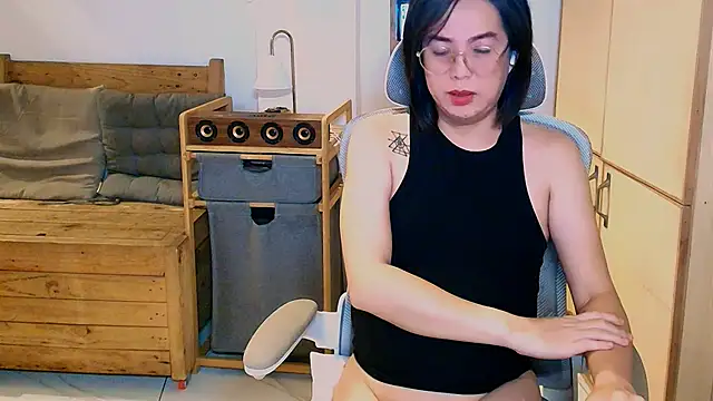 moriliciousxxx online show from 11/20/25, 10:53