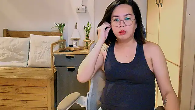 moriliciousxxx online show from 04/07/26, 11:37