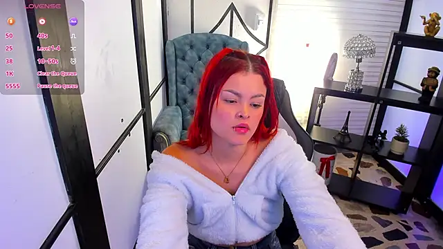 NahomiRichards  online show from 11/21/25, 04:44