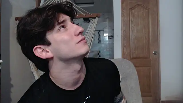 Snapshot of AteneoJr chatting on 01/13/26, 12:38 AteneoJr online show from 01/13/26, 12:38