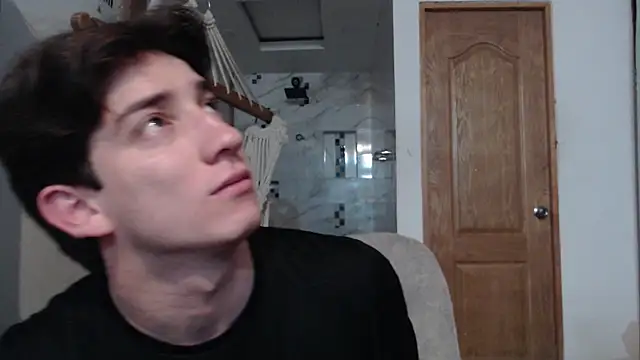 Snapshot of AteneoJr chatting on 01/17/26, 12:37 AteneoJr online show from 01/17/26, 12:37