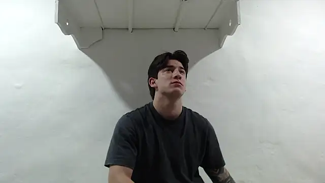 Snapshot of AteneoJr chatting on 01/18/26, 12:36 AteneoJr online show from 01/18/26, 12:36