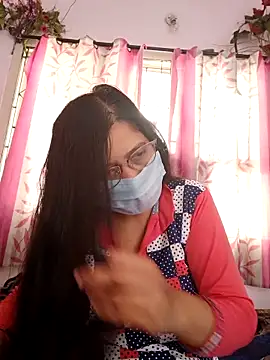 thanusi 2 online show from 12/15/25, 06:50