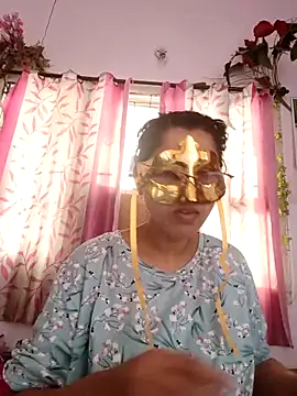 thanusi 2 online show from 12/18/25, 08:53