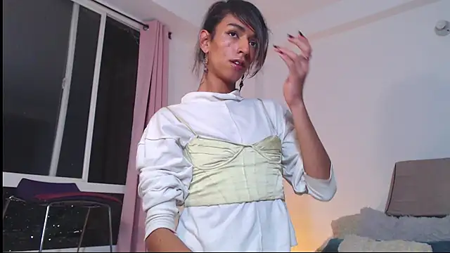 Theevae online show from 09/24/25, 11:41