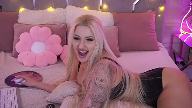 MysticGrace online show from 04/22/26, 01:01