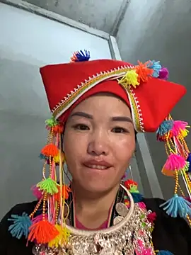 Sunny lotus online show from 09/18/25, 04:25