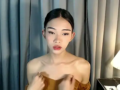 holyakiesha online show from 02/22/26, 10:25