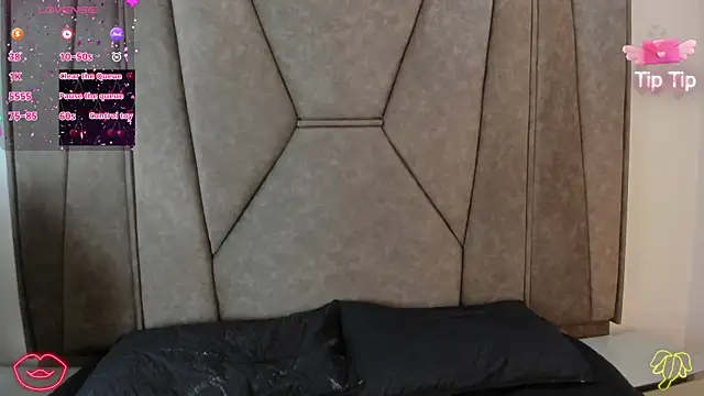 Snapshot of Isabela_Colins chatting on 09/29/25, 11:59 Isabela Colins online show from 09/29/25, 11:59