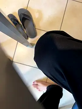 Manu97k online show from 10/02/25, 08:10