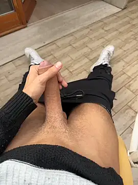 Manu97k online show from 11/01/25, 09:44