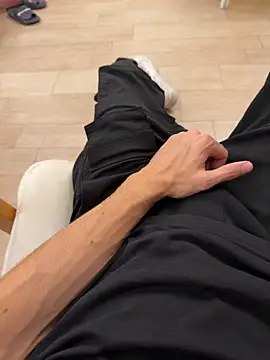 Manu97k online show from 11/01/25, 09:50