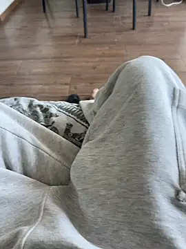 Manu97k online show from 11/30/25, 08:51