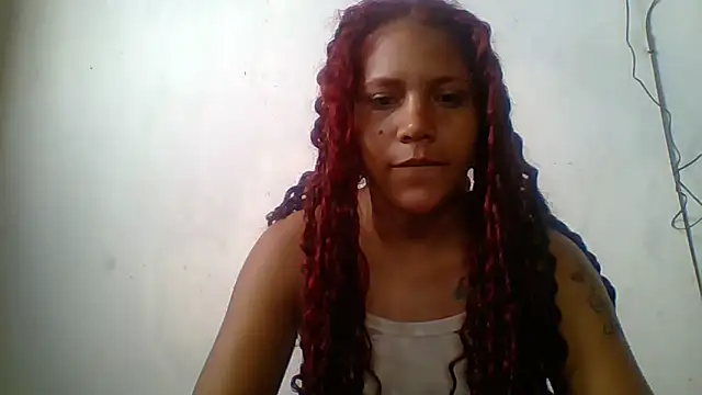 Snapshot of Daila_Lucia chatting on 10/19/25, 06:30 Daila Lucia online show from 10/19/25, 06:30