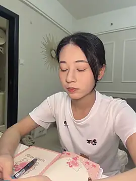 shishi0688 online show from 04/23/26, 02:19