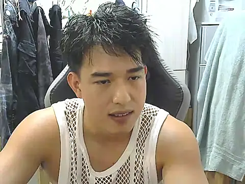 hunterXhan online show from 11/04/25, 01:32