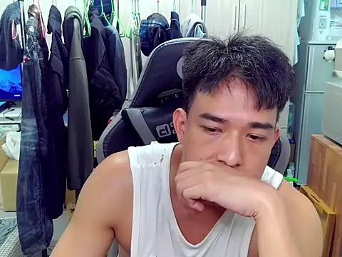 hunterXhan online show from 03/24/26, 03:50