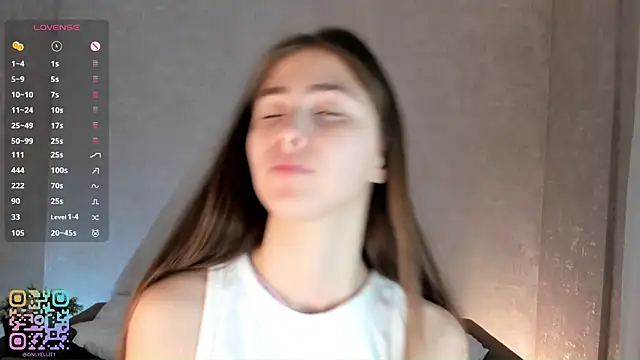 LynetteDanley online show from 10/16/25, 01:23