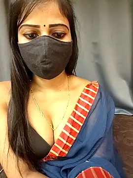 Misss-julli online show from 12/20/25, 11:39