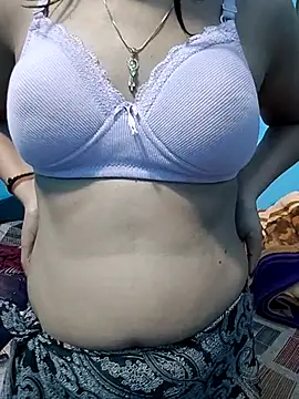 Vaani Actress online show from 12/22/25, 11:24