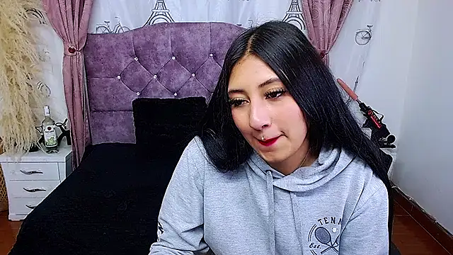 Wendy-13 online show from 11/25/25, 11:21