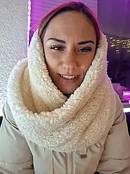 SlimBellaa online show from 12/20/25, 10:28