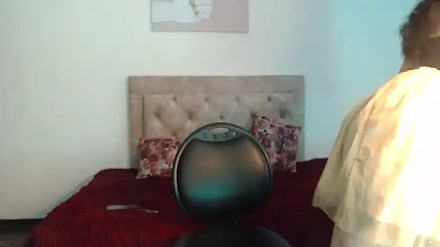 Noapino online show from 04/10/26, 08:24