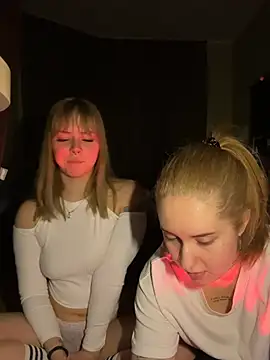 Snapshot of xxx_sandra_ chatting on 02/04/26, 03:40 xxx sandra online show from 02/04/26, 03:40