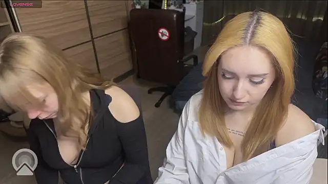 Snapshot of xxx_sandra_ chatting on 02/26/26, 03:22 xxx sandra online show from 02/26/26, 03:22