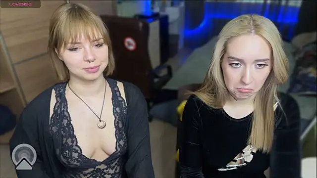 xxx sandra  online show from 04/10/26, 01:16